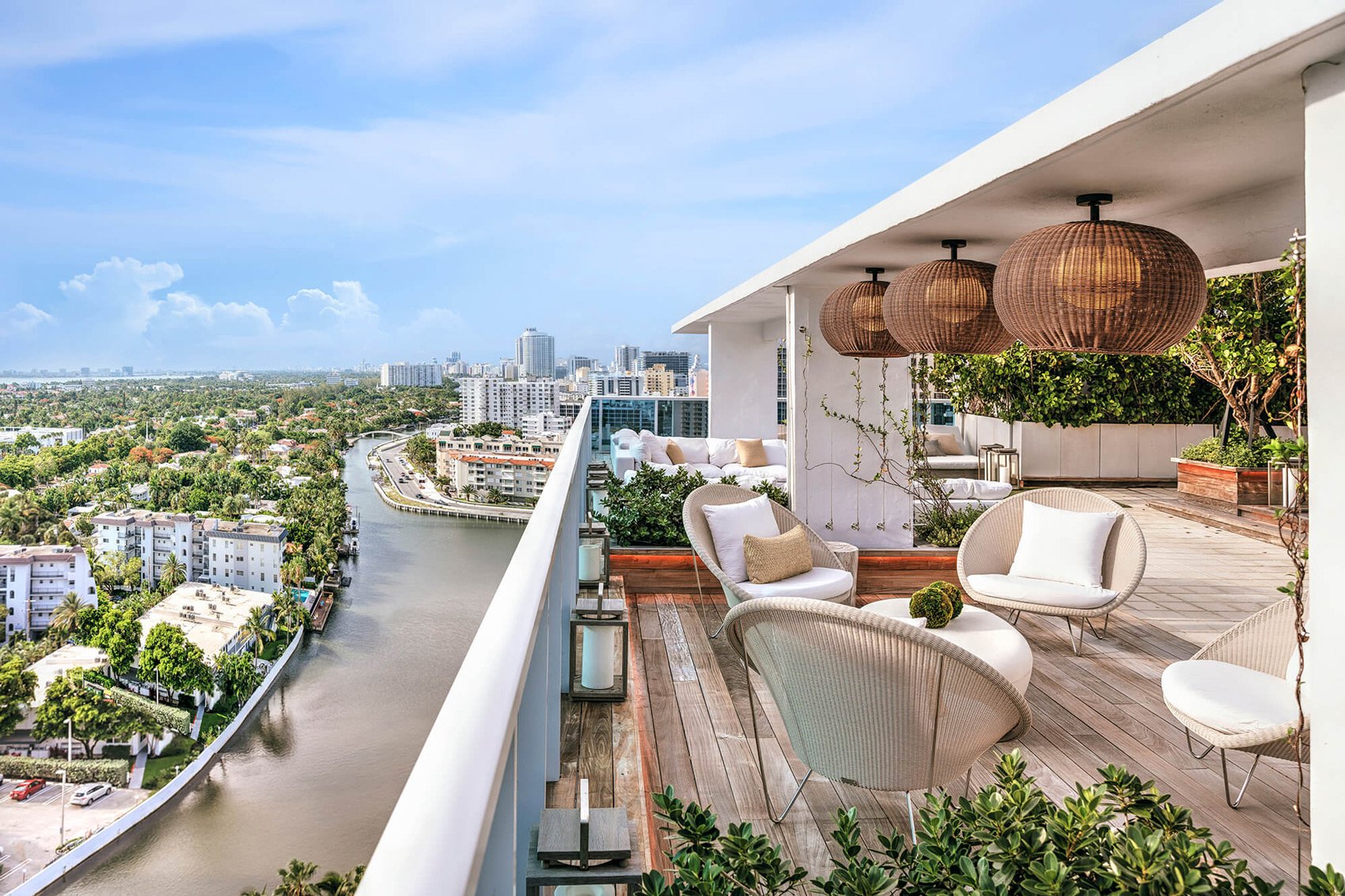 Best Luxury Hotels in Miami - 1 Hotel South Beach